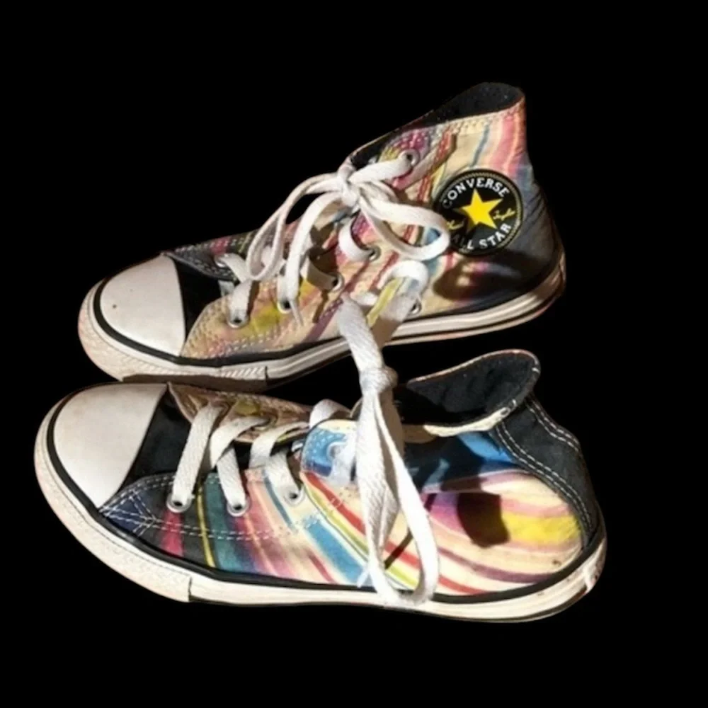 Converse High Top Sneakers Watercolor Rainbow Stripe Big Kids Size 1